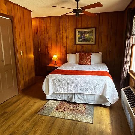 Meadowlark Motel With Restaurant & Bar 매기 벨리 외부 사진