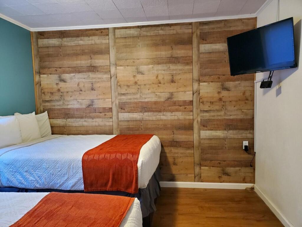 Meadowlark Motel With Restaurant & Bar 매기 벨리 외부 사진