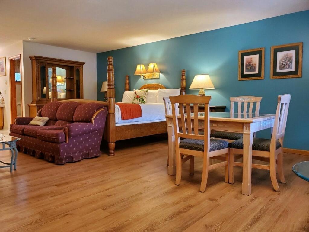 Meadowlark Motel With Restaurant & Bar 매기 벨리 외부 사진
