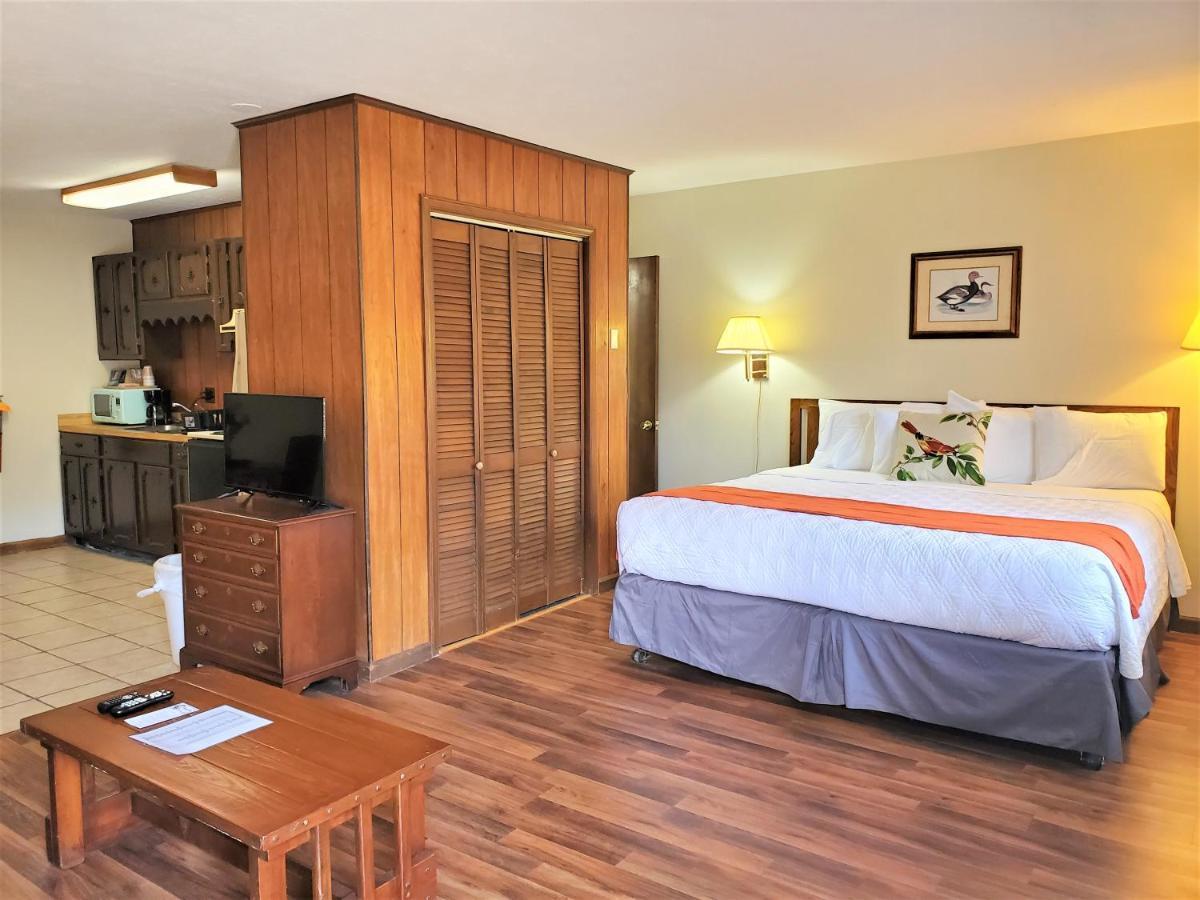 Meadowlark Motel With Restaurant & Bar 매기 벨리 외부 사진