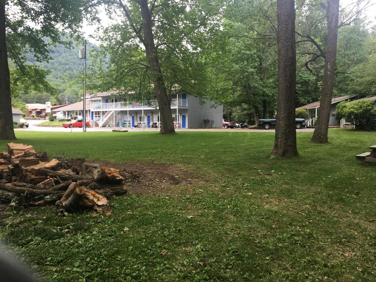 Meadowlark Motel With Restaurant & Bar 매기 벨리 외부 사진