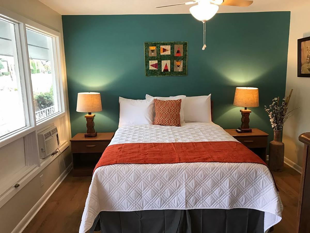 Meadowlark Motel With Restaurant & Bar 매기 벨리 외부 사진